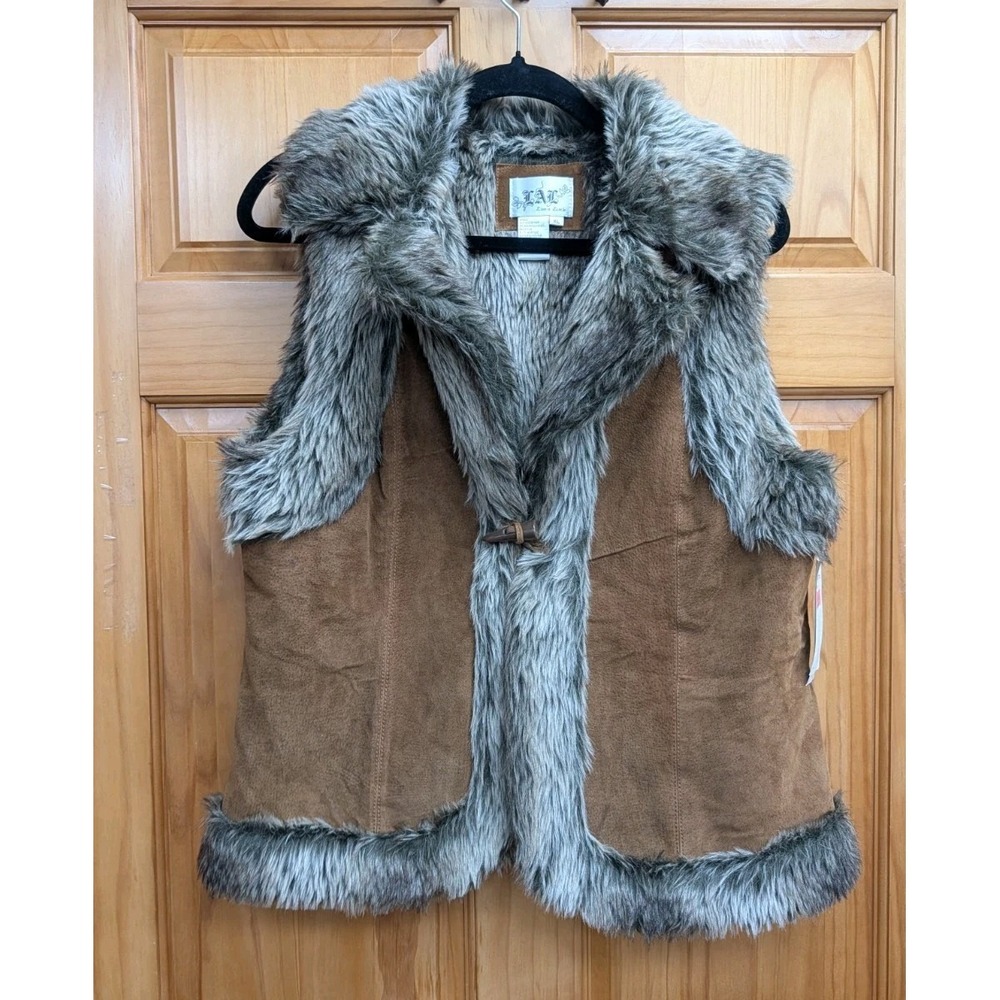 LAL LIve A Little Size XL Lined Faux Fur Brown Suede NEW Vest - Picture 1 of 12